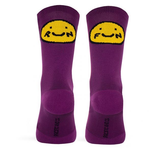 smile run aubergine