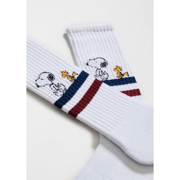 BeSnoopy stripes street