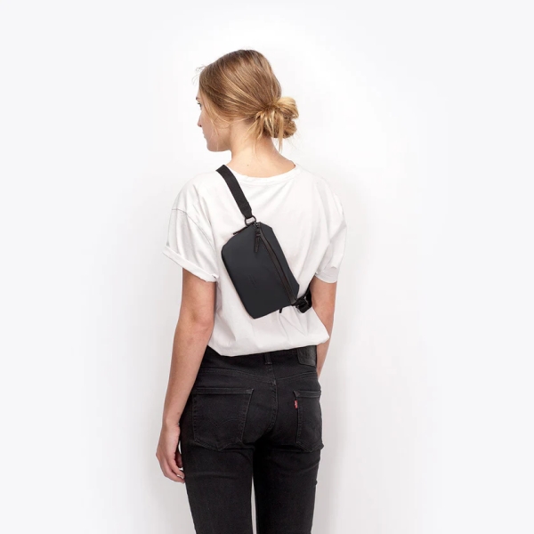 Jona Lotus Black