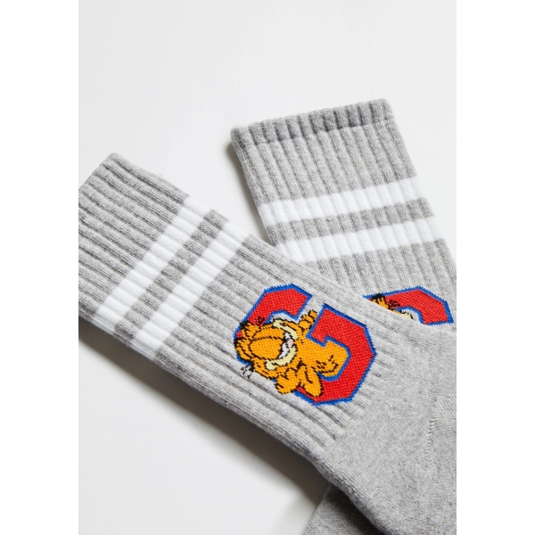 BeGarfield Varsity Gris street