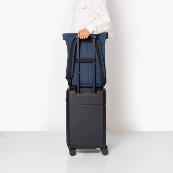 Jannik Medium Original Dark Navy